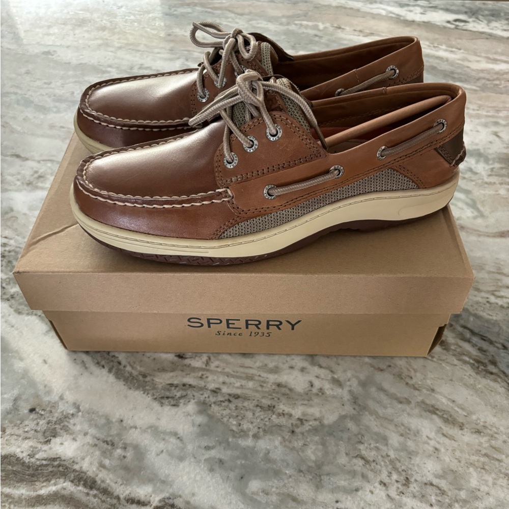 Sperry men’s shoes